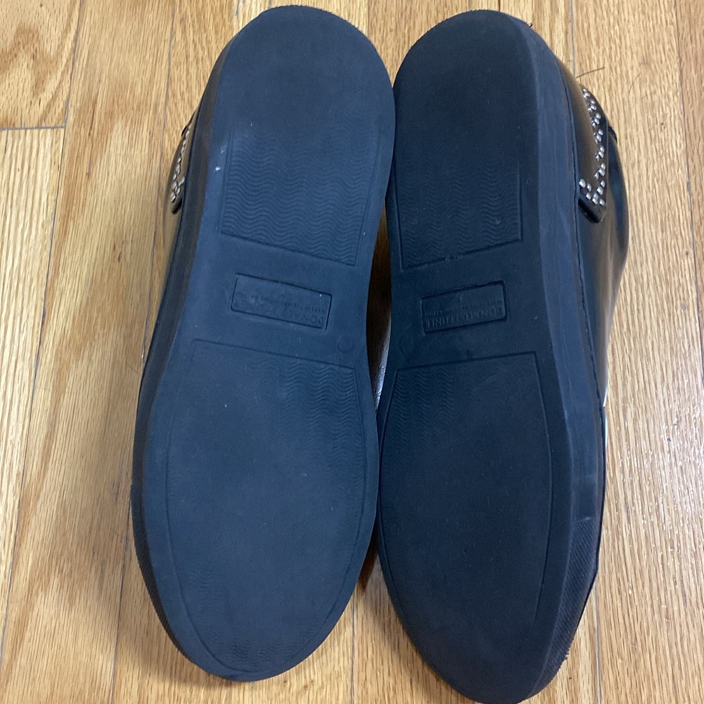 Donald J Pliner Black Leather 10.5 Sneakers - Picture 5 of 7